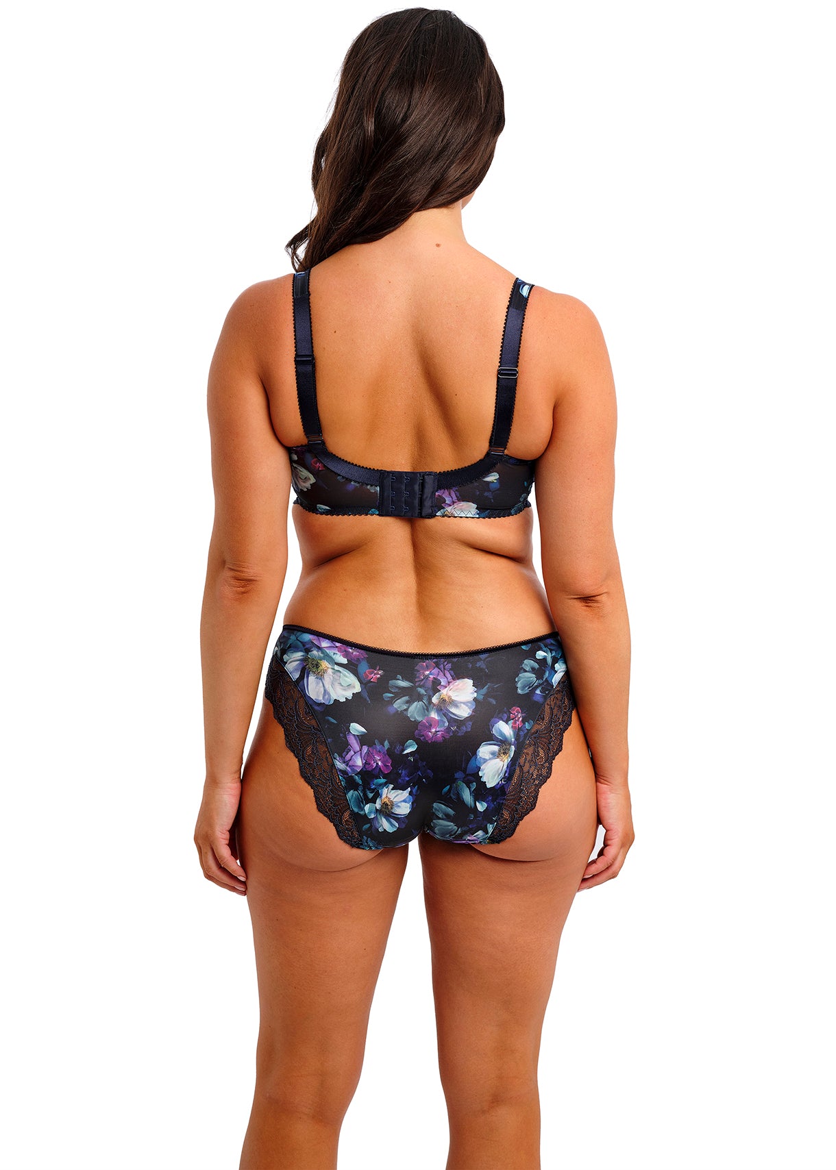 woman wearing a brief in midnight blue color with flowerprint and stretch lace